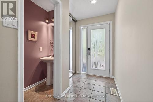 27 Briarway Private, Ottawa, ON - Indoor