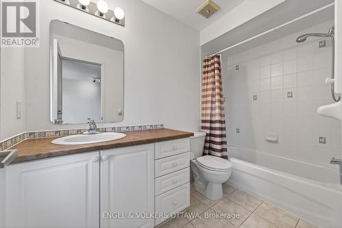 27 Briarway Private, Ottawa, ON - Indoor Photo Showing Bathroom