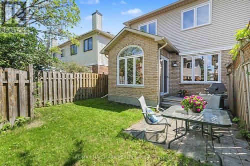 176 Hunterswood Crescent, Ottawa, ON - Outdoor