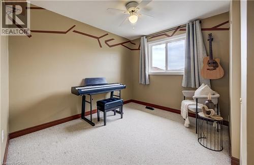 124 Prosperity Drive, Kitchener, ON - Indoor Photo Showing Other Room