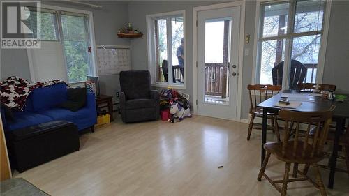 11 Joseph, Chelmsford, ON - Indoor