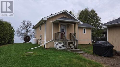 11 Joseph, Chelmsford, ON - Outdoor