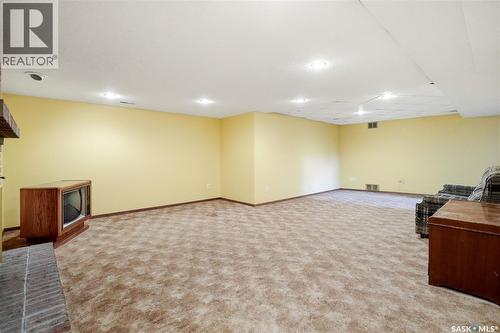 43 Springstein Avenue, Regina, SK - Indoor