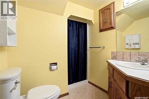 43 Springstein Avenue, Regina, SK - Indoor Photo Showing Bathroom