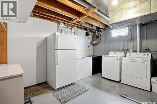 43 Springstein Avenue, Regina, SK - Indoor Photo Showing Laundry Room