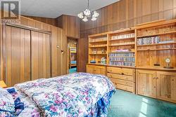 Bedroom 1 - 