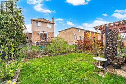 37 Solway Avenue, Brampton, ON - Outdoor