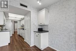 Breakfast Area & Extra Cupboard - 