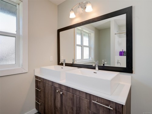 2371 Mountain Heights Rd, Sooke, BC 