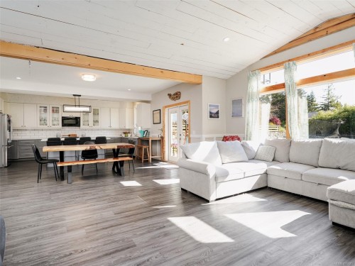 2371 Mountain Heights Rd, Sooke, BC 