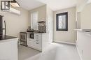 192 Catharine Street S, Hamilton, ON  - Indoor Photo Showing Kitchen 