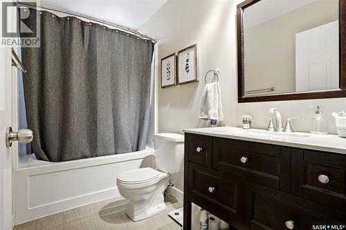 3410 Mccallum Avenue, Regina, SK - Indoor Photo Showing Bathroom