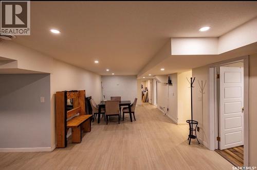 2258 Newis Bay E, Regina, SK - Indoor