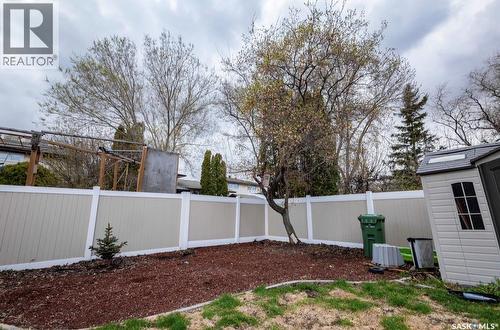 2258 Newis Bay E, Regina, SK - Outdoor