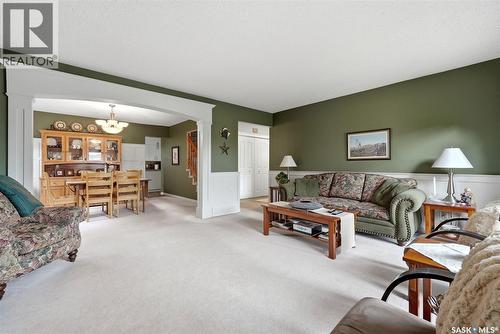 7 Cowie Road, Regina, SK - Indoor Photo Showing Living Room