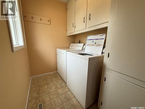 723 Field Drive, Swift Current, SK 