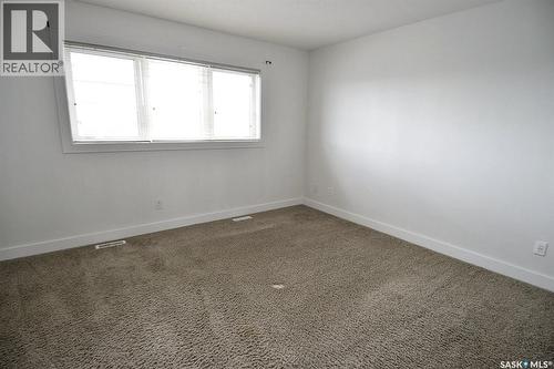 242 Geary Crescent, Saskatoon, SK - Indoor Photo Showing Other Room