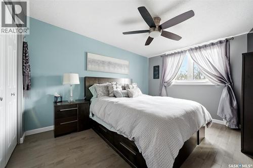 35 Spruceview Road, Regina, SK - Indoor Photo Showing Bedroom