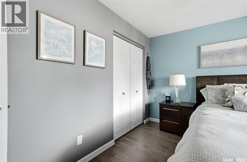 35 Spruceview Road, Regina, SK - Indoor Photo Showing Bedroom