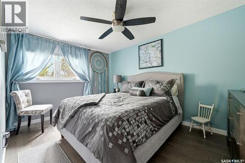 35 Spruceview Road, Regina, SK - Indoor Photo Showing Bedroom