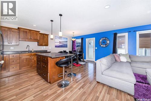 2 547 East Hampton Boulevard, Saskatoon, SK - Indoor