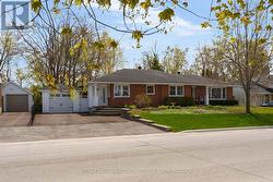 83 EUGENIA STREET Barrie, ON L4M 1P9