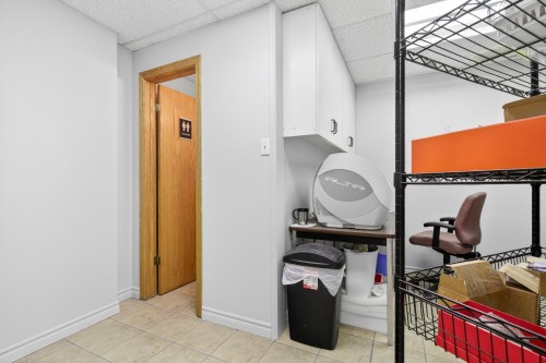 Cuisinette - 1672 Place De Lierre, Laval (Vimont), QC - Indoor Photo Showing Other Room