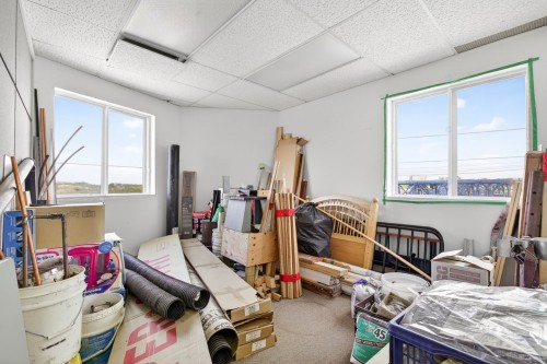 Bureau - 1672 Place De Lierre, Laval (Vimont), QC - Indoor