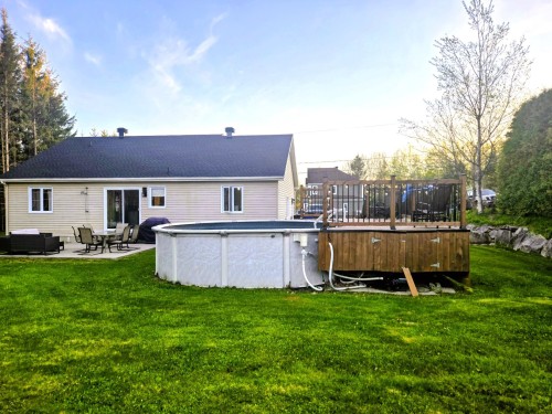 Extérieur - 208 Av. Roy, Saint-Jules, QC - Outdoor With Above Ground Pool