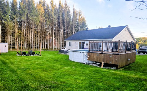 Cour - 208 Av. Roy, Saint-Jules, QC - Outdoor With Deck Patio Veranda