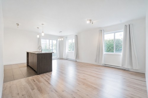 Overall view - 2252 Rue Ste-Jeanne-D'Arc, Longueuil (Le Vieux-Longueuil), QC 