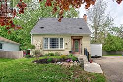 54 CORIANO STREET Stratford, ON N5A 6C3