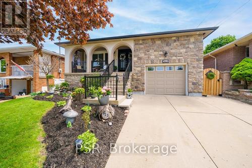 323 Queen Victoria Drive, Hamilton, ON - Outdoor