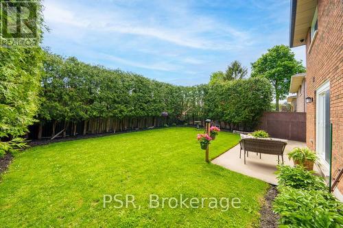 323 Queen Victoria Drive, Hamilton, ON - Outdoor