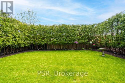323 Queen Victoria Drive, Hamilton, ON - Outdoor