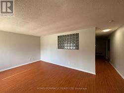 3 - 565 KENNEDY ROAD Toronto, ON M1K 2B2