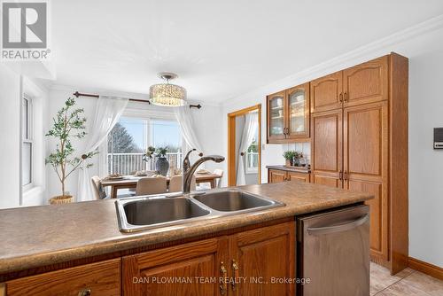 357 Powell Road, Whitby, ON - Indoor Photo Showing Kitchen With Double Sink