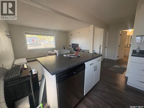 3 2060 Lorne Street, Regina, SK - Indoor Photo Showing Kitchen