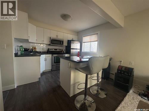 3 2060 Lorne Street, Regina, SK - Indoor Photo Showing Kitchen