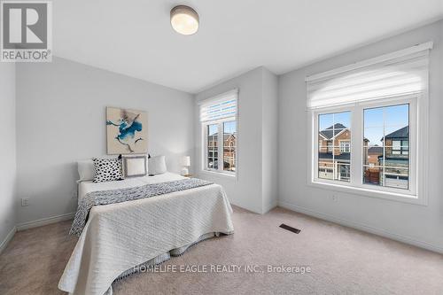 71 Woodhaven Avenue, Aurora, ON - Indoor Photo Showing Bedroom