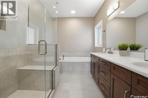 4264 Elderberry Crescent E, Regina, SK - Indoor Photo Showing Bathroom