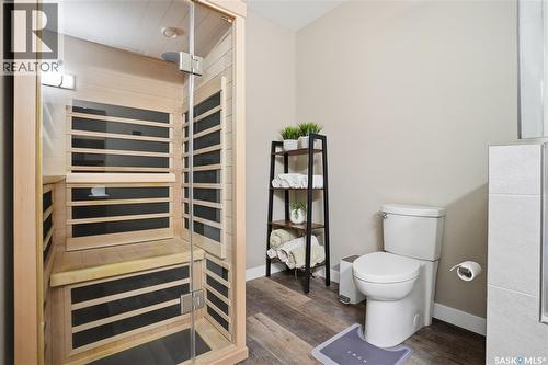 4264 Elderberry Crescent E, Regina, SK - Indoor Photo Showing Bathroom