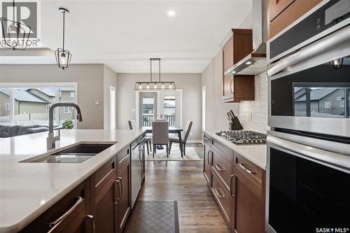 4264 Elderberry Crescent E, Regina, SK - Indoor Photo Showing Kitchen With Double Sink With Upgraded Kitchen