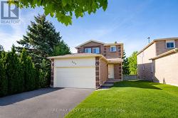242 BERNARD AVENUE Richmond Hill, ON L4S 1E2