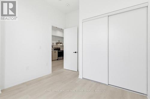 D904 - 4878 Powers Common, Burlington, ON - Indoor Photo Showing Other Room