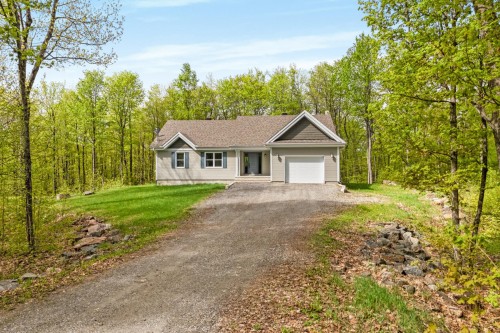 Front of Structure - 31 Ch. Champlain, Val-Des-Monts, QC - Outdoor
