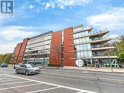 802 - 383 ELLIS PARK ROAD Toronto, ON M6S 5B2