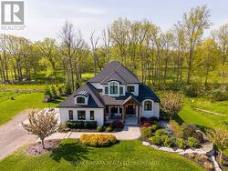 1595 BERTIE STREET S Fort Erie (Crescent Park), ON L2A 5M4