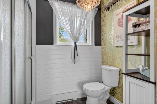Salle de bains - 2564 Ch. Des Patriotes, Richelieu, QC - Indoor Photo Showing Bathroom