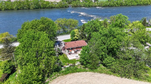 Vue sur l'eau - 2564 Ch. Des Patriotes, Richelieu, QC - Outdoor With Body Of Water With View